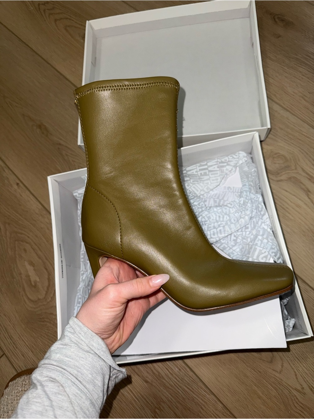 Brand New Steve Madden Women's Olive Green Mid-Calf Leather Boot